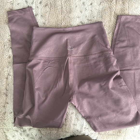 Beyond Yoga leggings - Picture 2 of 2
